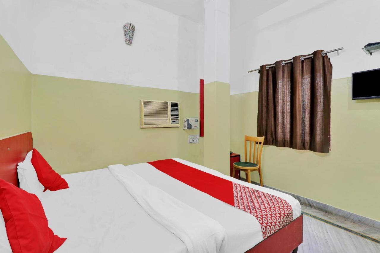 Oyo 82407 K Shree Guest House 瓦拉纳西 外观 照片